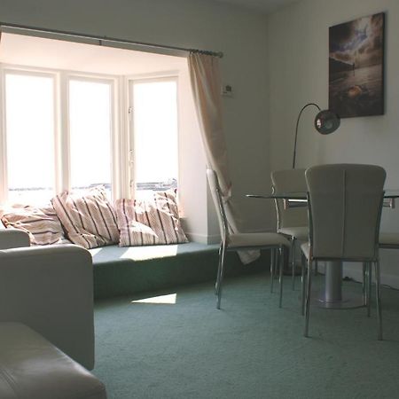 Apartamento The Bay Lyme Regis Habitación foto